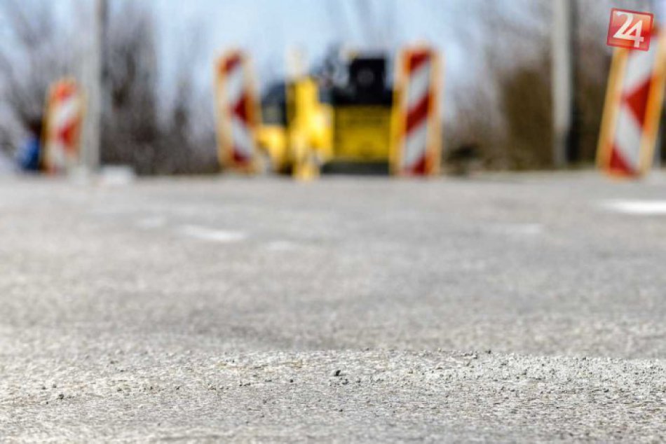 Ilustračný obrázok k článku Rekonštrukcia Šrobárovej ulice: Vodičov na mieste čakajú TAKÉTO obmedzenia
