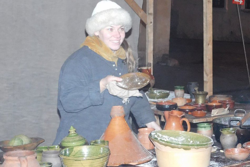 Ilustračný obrázok k článku FOTO: Trnavčania si pochutili na stredovekých jedlách. Tieto dokázali zlákať najviac!