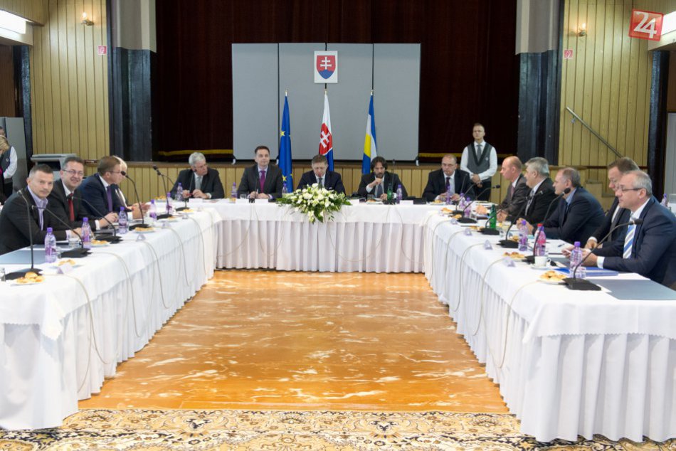 Výjazdové zasadnutie vlády v Špačinciach