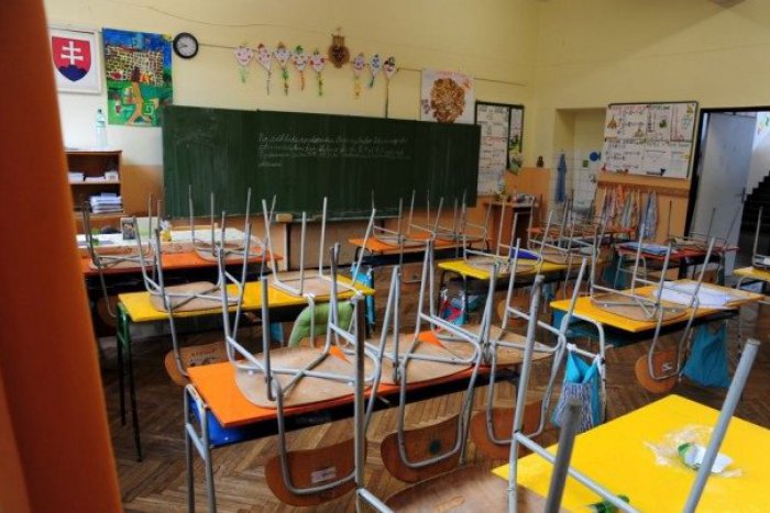 Ilustračný obrázok k článku Chrípka naplno udrela v Trnavskom kraji: Zatvorili 41 školských zariadení