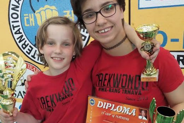 Ilustračný obrázok k článku V Trnave vyrastajú talenty: Alexandra (10) a Miška (15) predviedli skvelú formu
