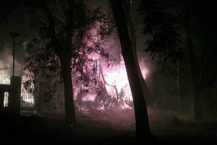 Ilustračný obrázok k článku FOTO z miesta: Hotel pri Trnave v plameňoch, v akcii desiatky hasičov