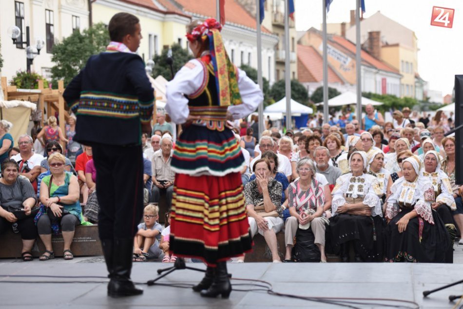 Ilustračný obrázok k článku Medzinárodný festival vnesie do Trnavy folklór: Poznáme program Trnavskej brány