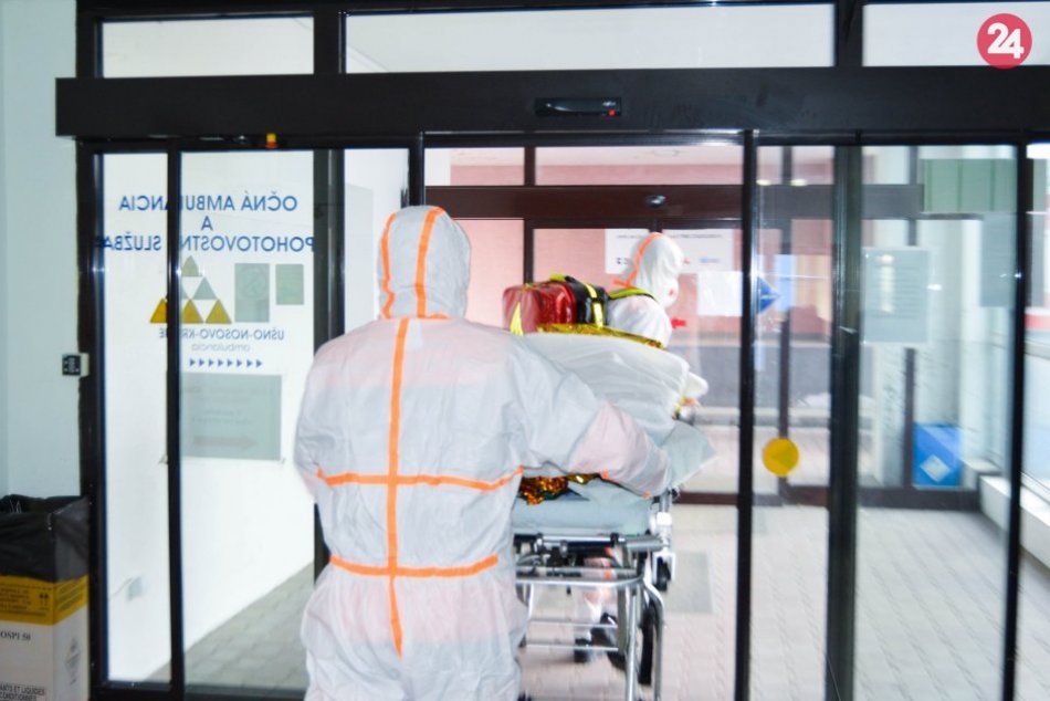Ilustračný obrázok k článku V trnavskej nemocnici leží 23 pacientov s koronavírusom: Siedmi sú na pľúcnej ventilácii