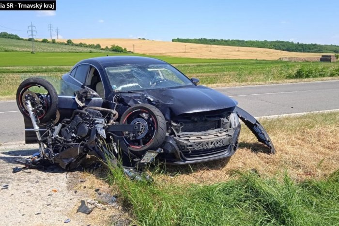 Ilustračný obrázok k článku Ďalšia tragédia motorkára: Pre 46-ročného muža sa stala osudným zrážka s autom