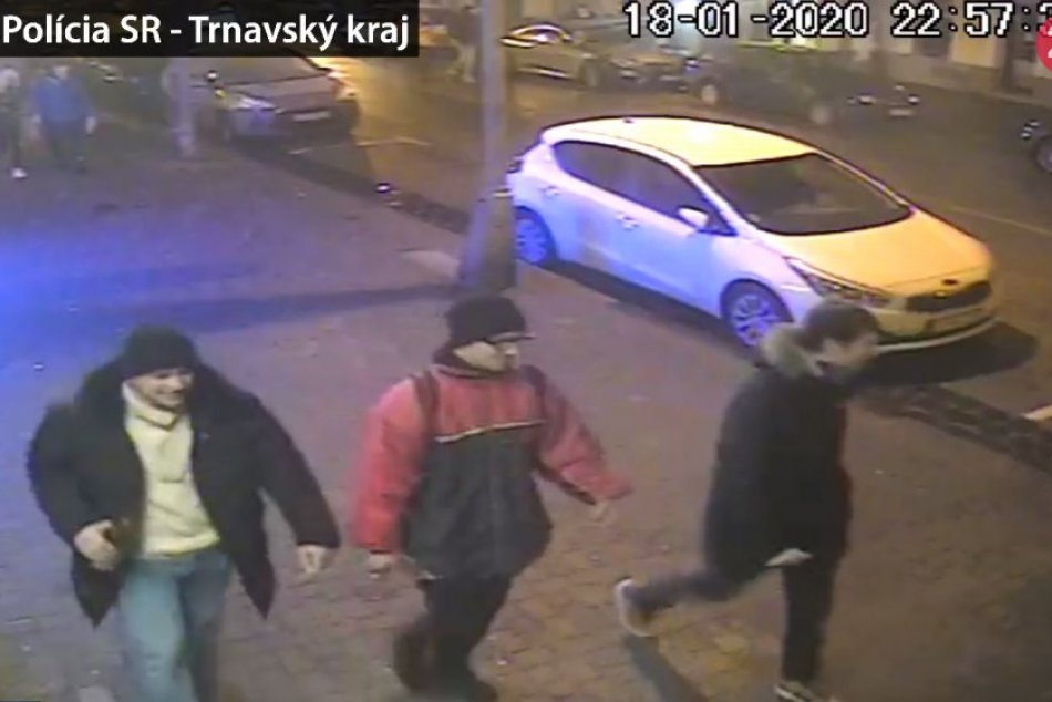 Polícia hľadá svedkov útoku, ktorý sa stal v centre Trnavy