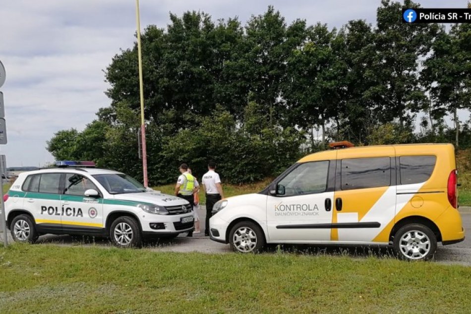 Trnavskí policajti pokračujú v kontrolách: Na D1 odhalili desiatky priestupkov
